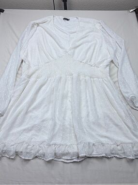 Boohoo Plus White Swiss Dot V-Neck Smocked Waist Dress